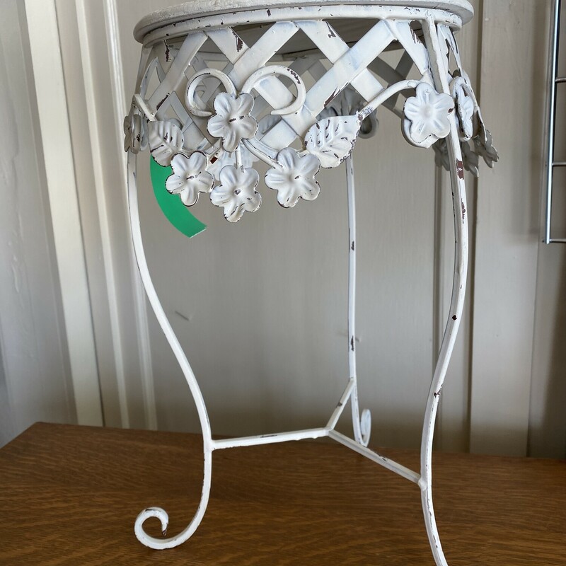 Metal/floral Plant Stand