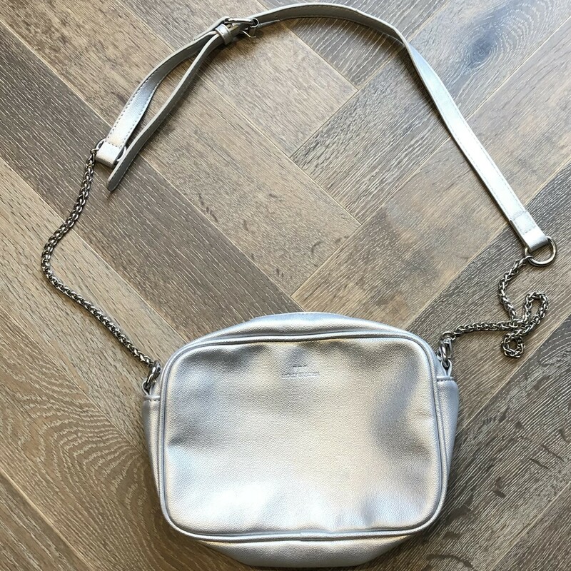 Molly Bracken Shoulder Bag, Silver, Size: 10*7 Inch