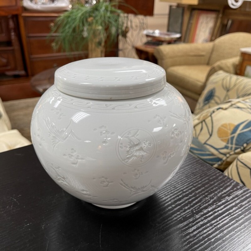 White/Celedon Asian Ginger Jar with 1000 Cranes Etched Design, Size: 7 Tall
