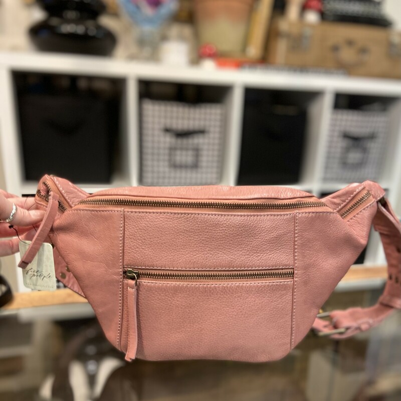 NWT Pink Lther Belt Bag