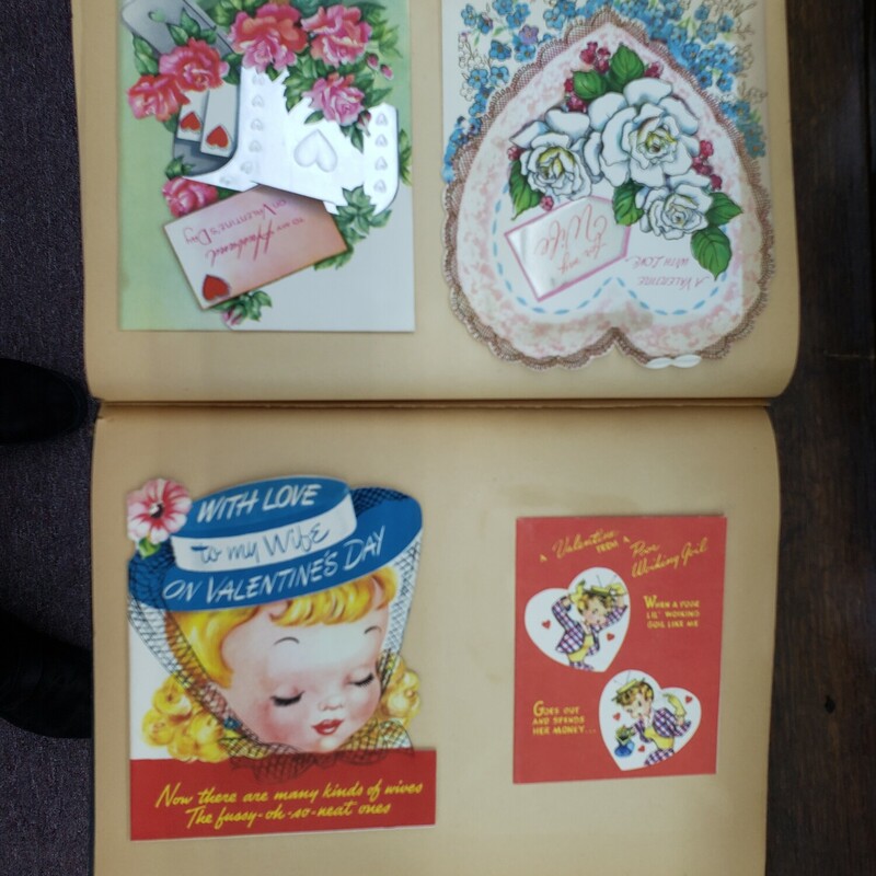 Vtg Scrap Book, Full of 25 Pages of Cards, Post Cards & Photos, 1950s. 160+ Greeting cards!