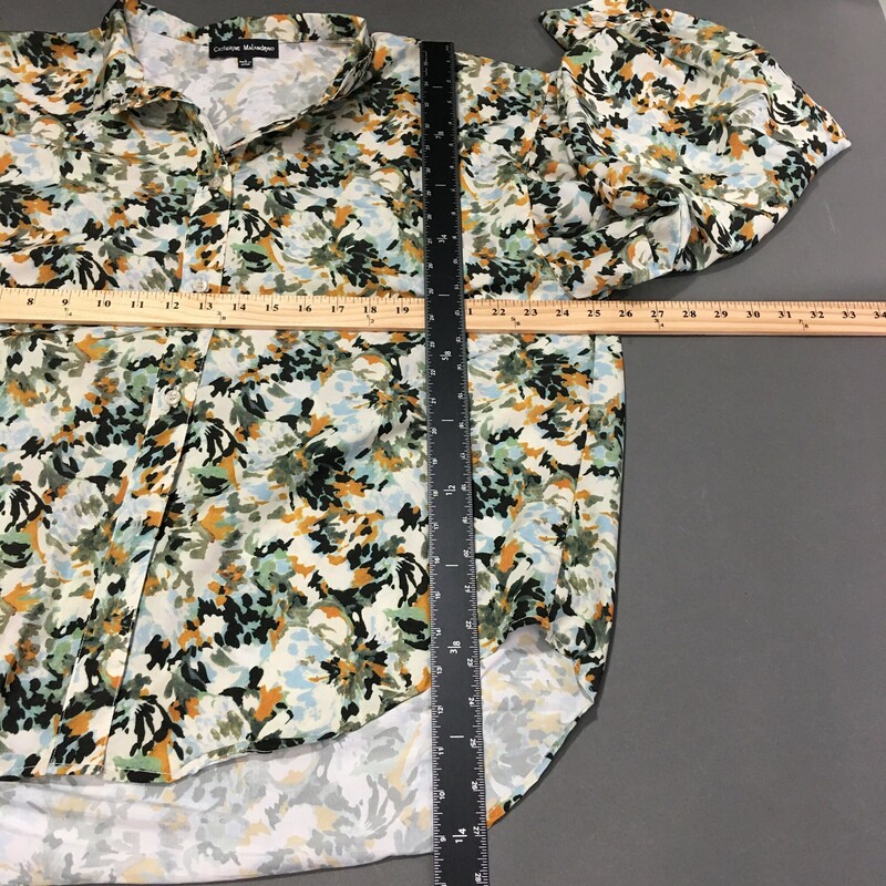Catherine Malandrino, Floral, Size: Large<br />
Olive and mustard tones floral print, big blousy sleeves that button at cuff. Cute pointed flat collar.<br />
100 % polyester<br />
Made in China<br />
<br />
6.1 oz
