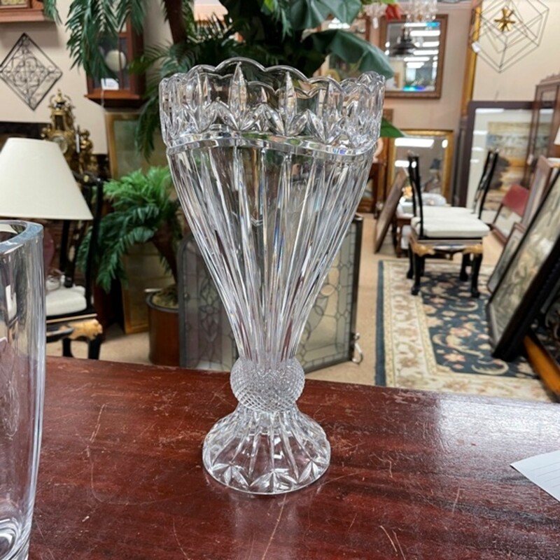 Cut Crystal Vase, Size: 14 Tall