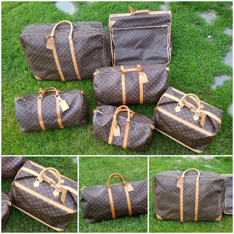 VINTAGE LOUIS VUITTON KEEPALL 50<br />
CLASSIC MONOGRAM<br />
Size: 20 X 11 X 8.75<br />
DATE CODE FORGOT TO LOOK<br />
HAS<br />
LUGGAGE ID<br />
HANDLE STRAP