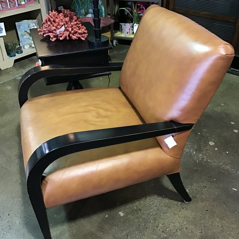This beautiful leather chair is in excellent condition! It features a full leather back and seat and black distressed arms and frame. Great piece for any room in your home!
Dimensions are 28-1/2 in x 33 in x 34 in.