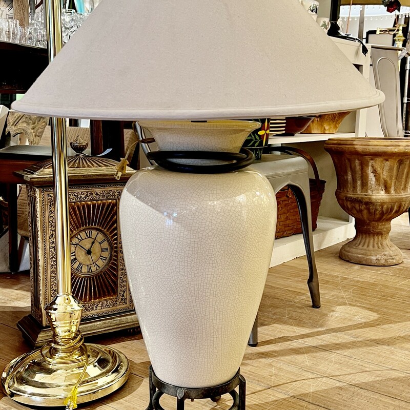 Iron Stand Ceramic Table Lamp
Size: 34\" Tall