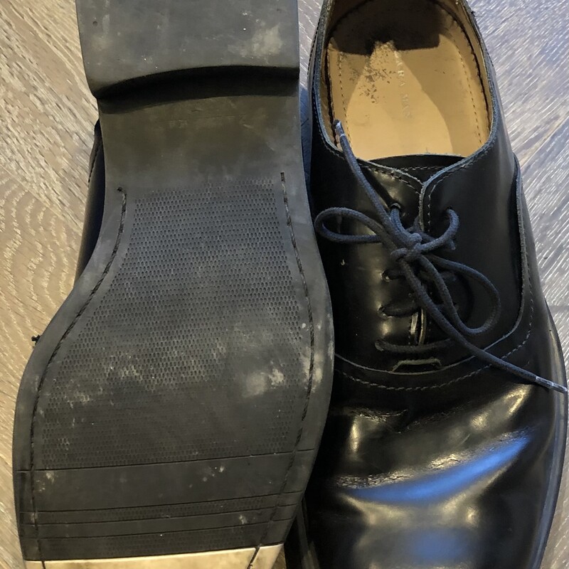 Zara Man Shoes, Black, Size: 8Y<br />
Original Size 41