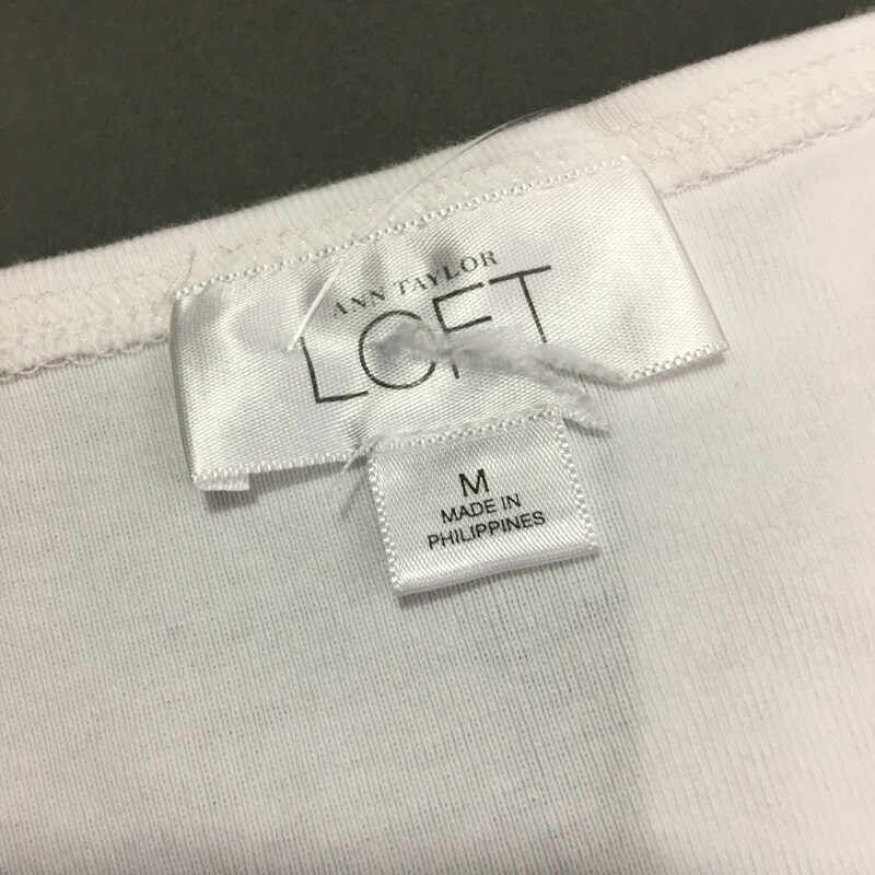 Loft Sleeveless Ties, White, Size: M<br />
white cotton t-shirt with wrap waist ties.<br />
5.8 oz
