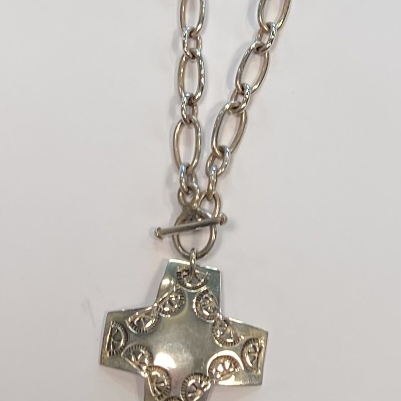 Str Toggle Cross Necklace