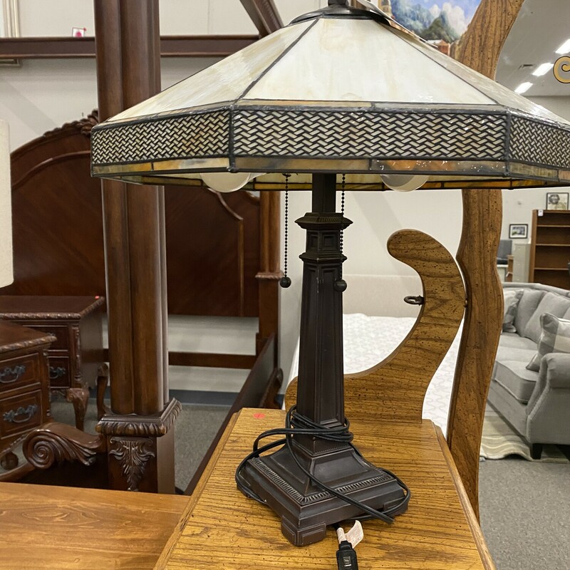 Tiffany Style Beige Lamp