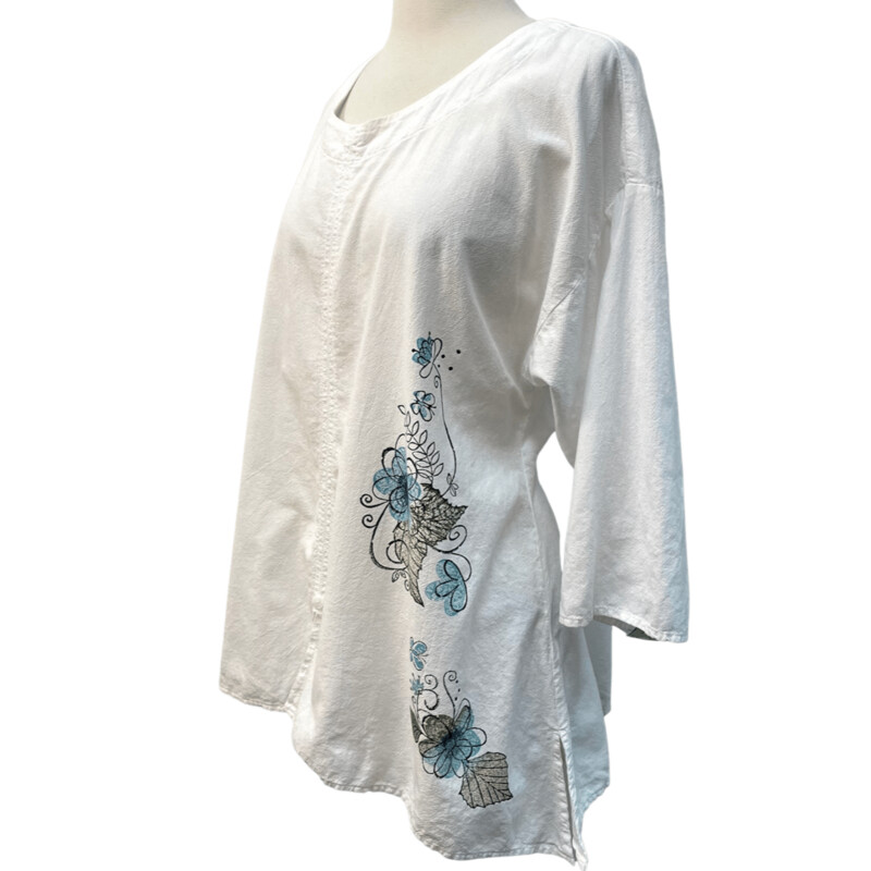 Focus Casual Life Floral Tunic
White, Blue, Black and Green
Size: Medium