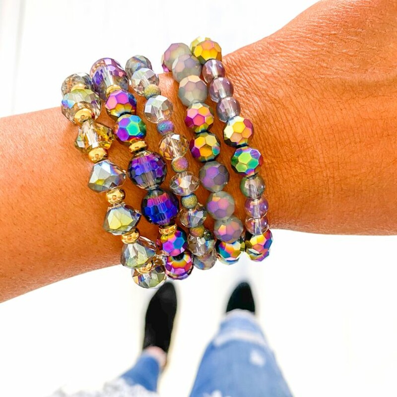 Savvy Bling Majestic

Our stack collections will come with 5 separate bracelets to create a unique stack. All bracelets are one size fits all. Each bracelet is made of the finest glass beads, hematite, natural stones and crystal beads to create longevity and a beautiful sparkle.