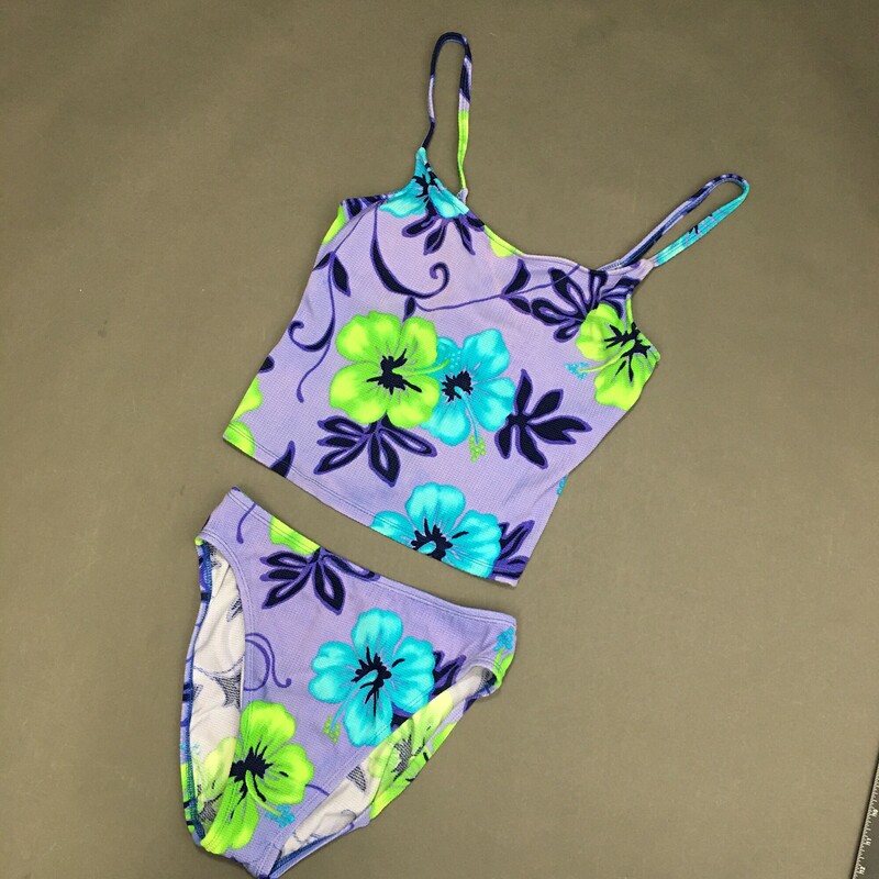 Sessa Tankini 2 Piece, Lavender, Size: 12
Vintage Sessa Two Piece Tankini Swimsuit Lavender bacground with Aqua and lime green hibiscus floral pattern, drak purple and black outline.87% Nylon 13% spandex Made in Mexico. Wash cold, no bleach, line dry.
5.5 oz