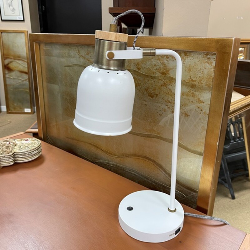 Desk Lamp W/USB Port, Size: 20 Tall