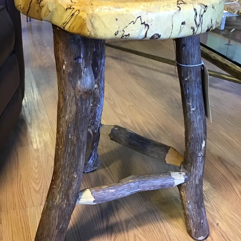 Side Table / Barstool, Hickory<br />
Size: 16in diameter x 23in