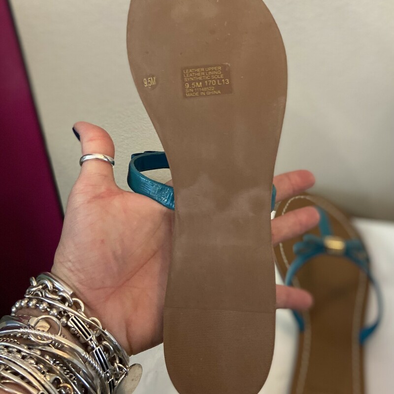 NWT Teal Patent Sandal<br />
Teal/Gld<br />
Size: 9.5 R $150
