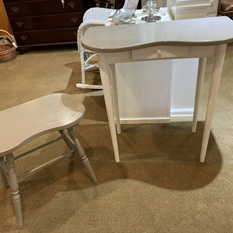 Gray/White Vanity & Stool
Size:30 x 16 x 30
A sweet size for that small space.  This set has just been refinished so it is very clean!  The vanity has a center drawer for the essentials!