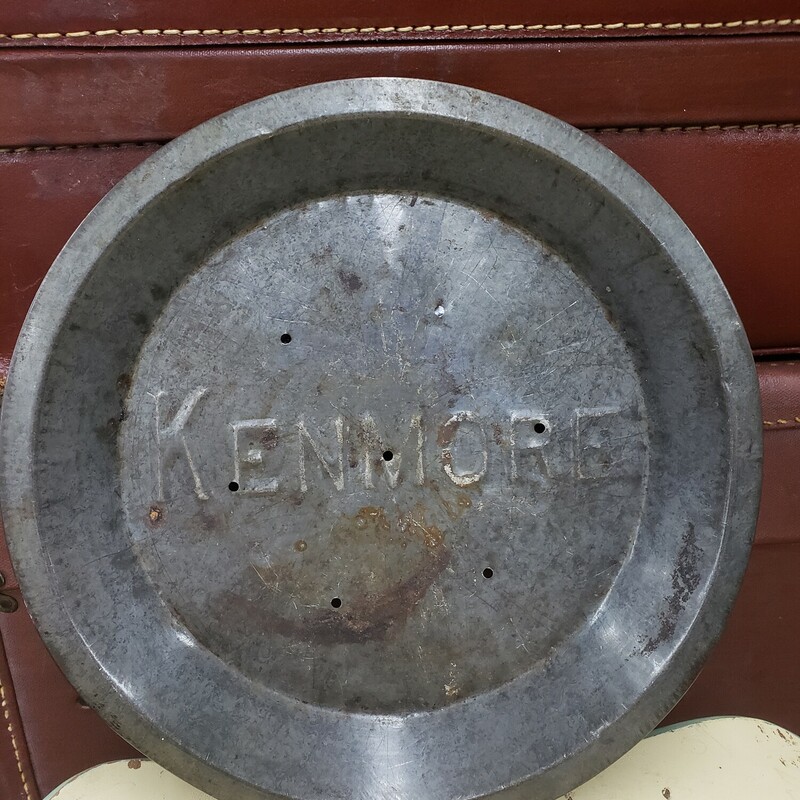Kenmore Pie Tin, Size: 9 in