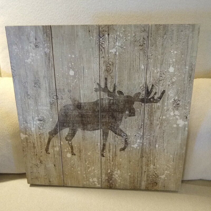Moose On Wood Pallet