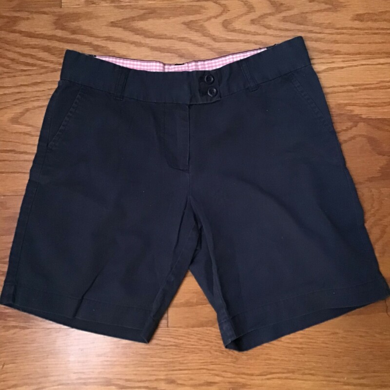 Vineyard Vines Short, Navy, Size: 14

light fading typical of this brand


ALL ONLINE SALES ARE FINAL.
NO RETURNS
REFUNDS
OR EXCHANGES

PLEASE ALLOW AT LEAST 1 WEEK FOR SHIPMENT. THANK YOU FOR SHOPPING SMALL!