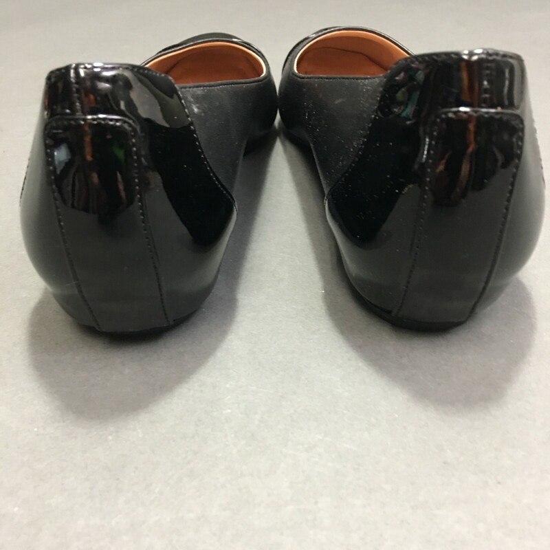 Cadidia by Abuella, Black, Size: 9 cute flats, made made materials,  black leather with shiny black patent leather toes and heels. very gently worn, nice condition.<br />
14.5 oz