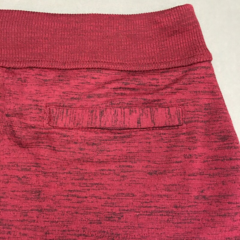 Z By Zohba Skort, Maroon, Womens Size: Small<br />
Z by Zohba Skort maroon, covered wide tooth zip back Pocket, light knit w under boyshorts, lightweight, nice condition. Skort: 96%Polyester,4% Spandex , shorts: 91%Polyester,8% Spandex<br />
Machine wash cold gentle like colors, no bleach, tumble dry low.do not dry clean do not wring dry.<br />
<br />
7.9 oz