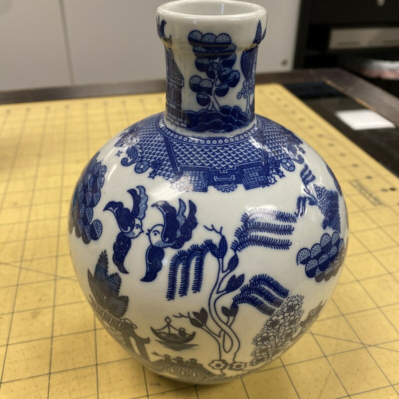 Asian Blue Willow Vase