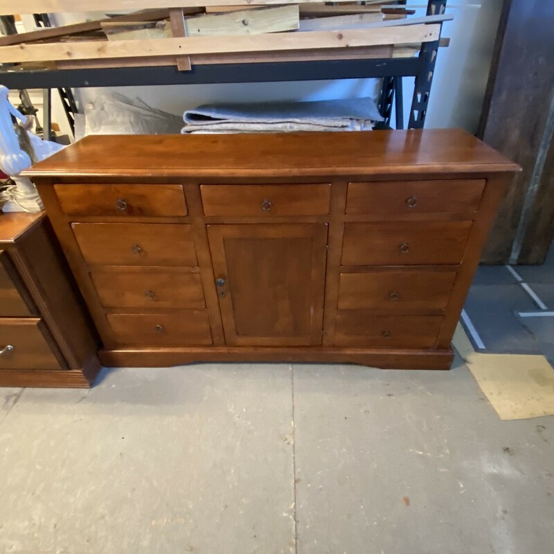 Waverly Dresser 370-110