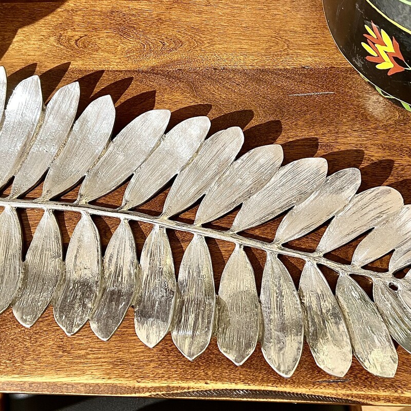 Michael Aram signed Nickel Fern Plate,
Size: 21x9