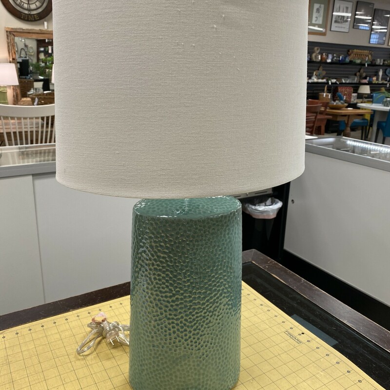 Oval Dimpled Ceramic Lamp