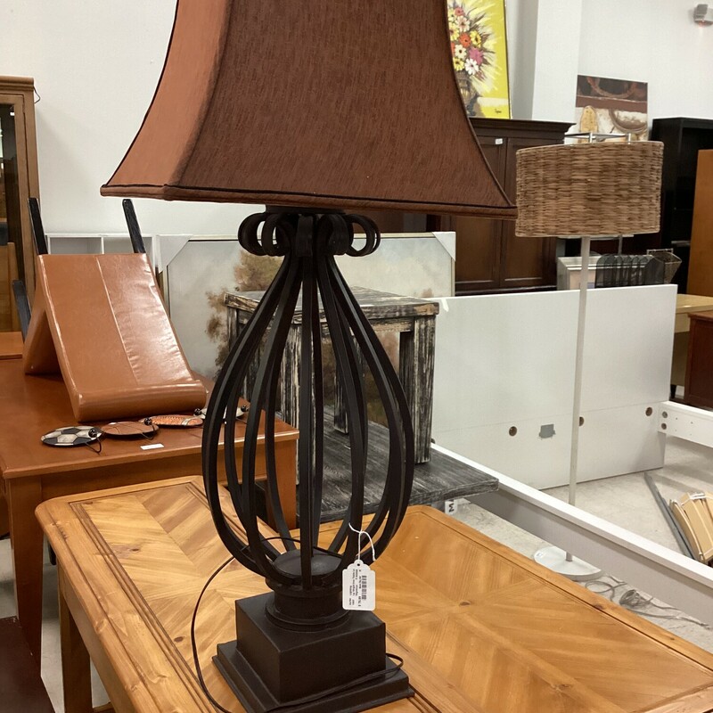 Lg Wrght Iron Table Lamp
