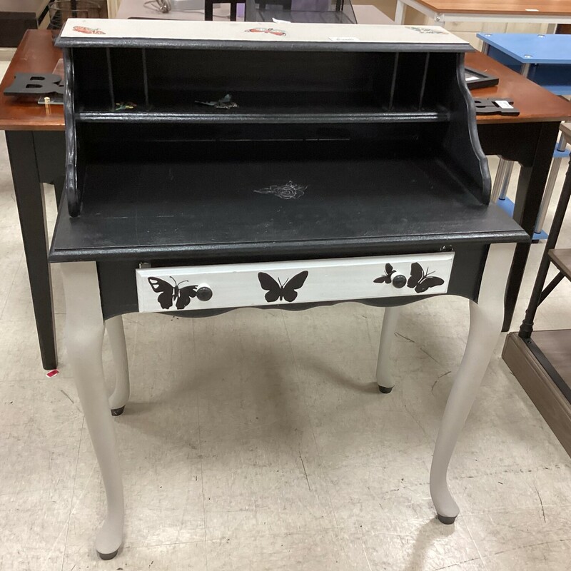 B/W Butterfly Desk