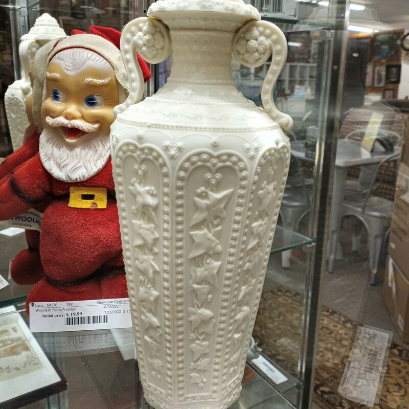 Copleand Parian Vase Jar
