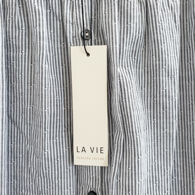 La Vie Rebecca Taylor
Gray and white striped shirt
SizeMedium
Original Retail $198
NWT
