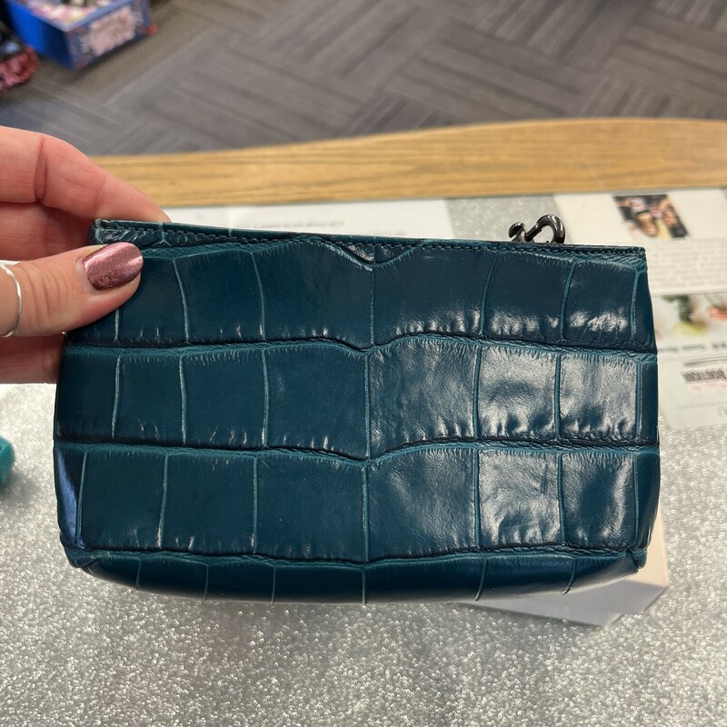 Wristlet, Teal, Size: 7 x 4.5 x 1 in Brand New condition!