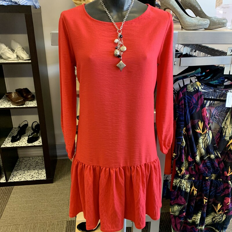 Emma Knudsen dress,
Canada Made,
Colour: Red,
Size: Small