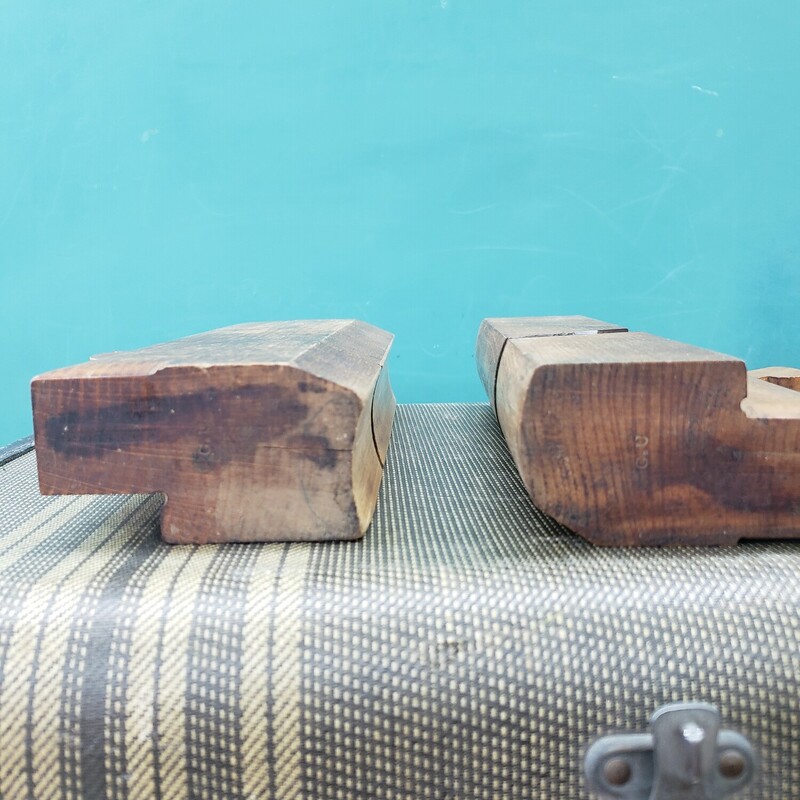 Pair Matyched Planes, Hollow & Round 1 1/2 in wide.
Made by J. Kellogg of Amherst, Mass