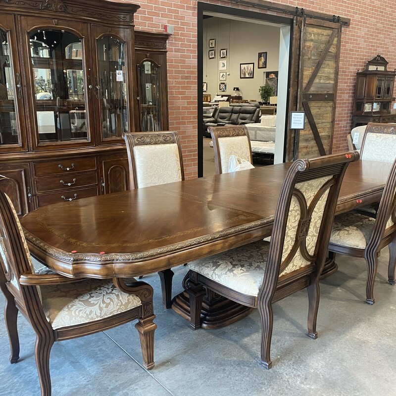 AICO Table with 6 Chairs and 3 Leaves