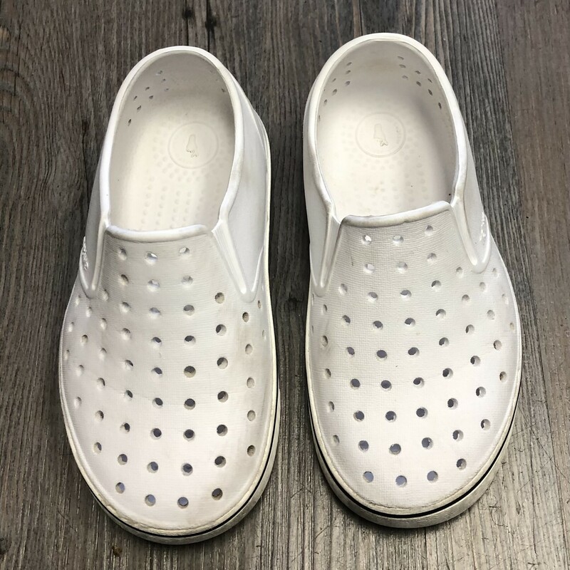 Native Perforated Shoes