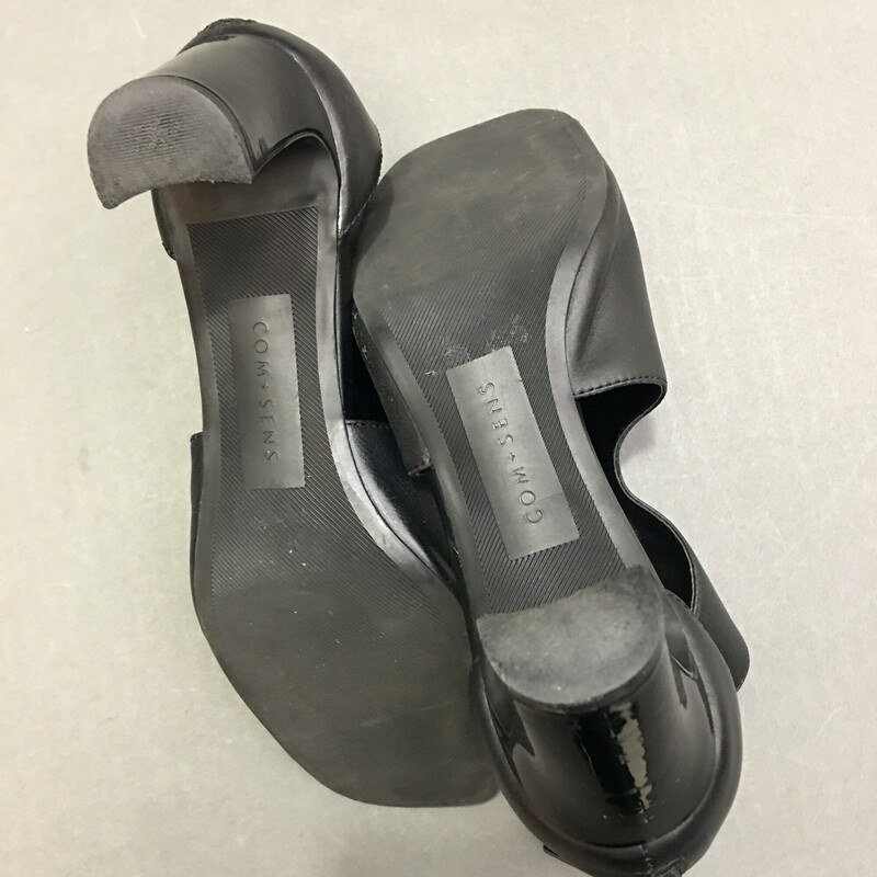 Com + Sense Zip Booties, Black, Size: 9 open toes back zip - nice condition, Soles show very little wear.
1 lb 2.8 oz