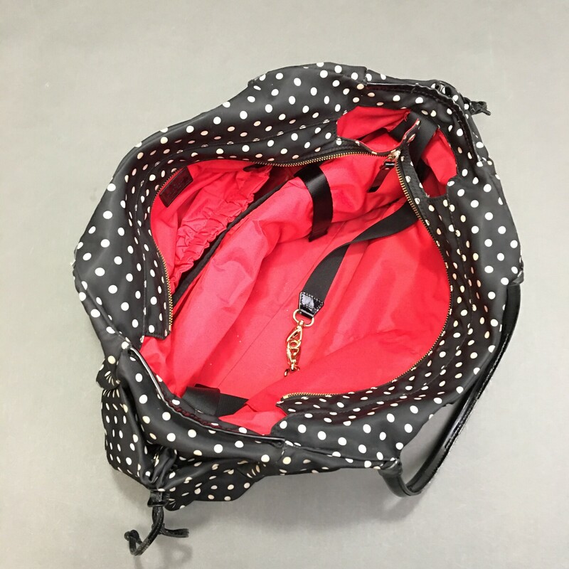 Kate Spade Nylon Stevie, Polkadot, Size: Large BLack and white bag with baby matt.  Interior shows wear and some light staining, handles show wear,<br />
2 lbs 11 oz