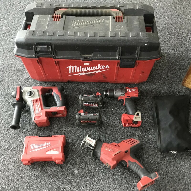 M18 Tool Kit, Milwaukee

Kit Includes:
2612-20 M18 SDS Rotary Hammer
2804-20 M18 Fuel Hammer Drill
2625-20 Hackzaw
Milwaukee toolbox
Tons of Bits, Blades, tooling etc!