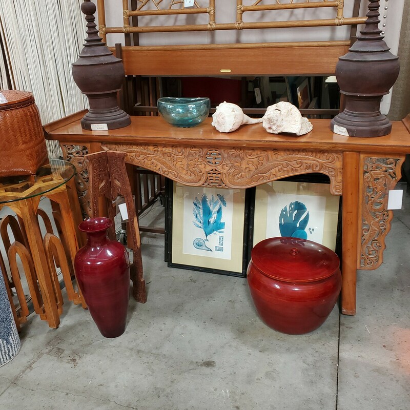 Furnishings By Debi High End Consignment & Design KailuaKona, HI