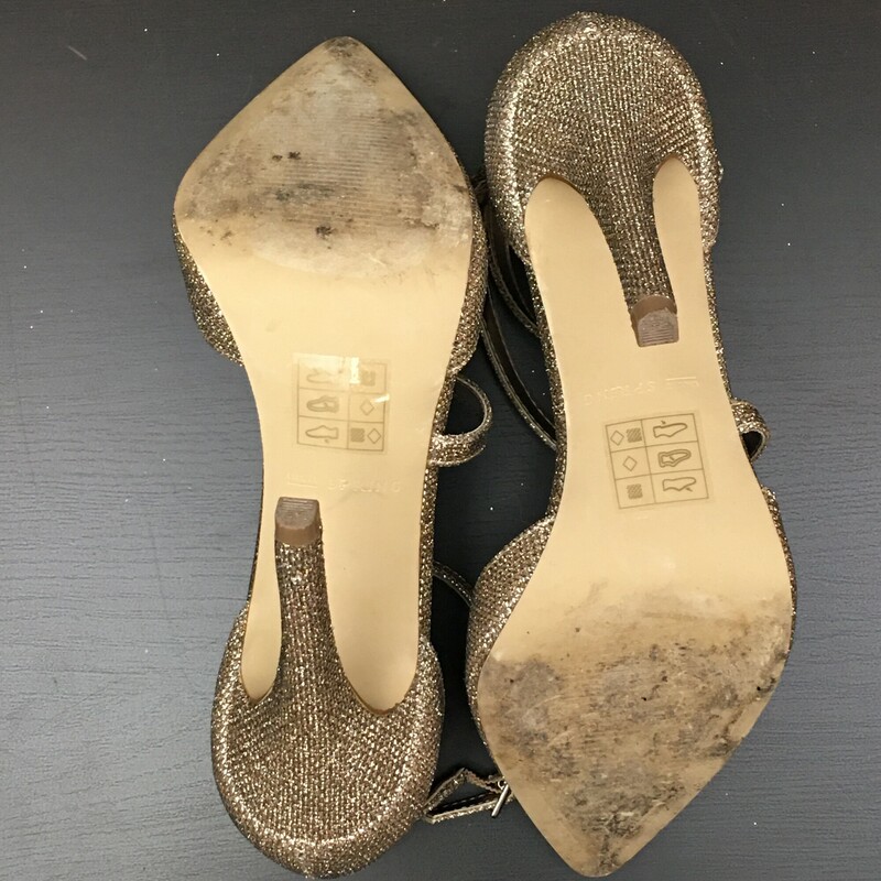 Call It Spring, Gold, Size: 6.5
 Gold fabric ankle strap, enclosed pointy toe, 4.5\" heels
Really nice condition, worn once.

1 lb  .1 oz