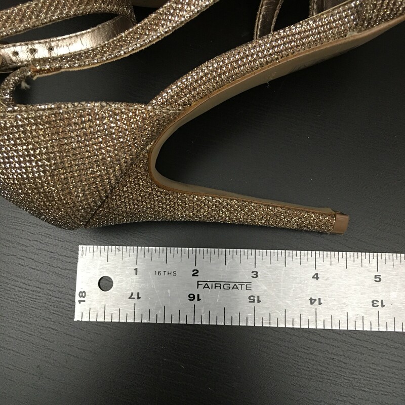 Call It Spring, Gold, Size: 6.5<br />
 Gold fabric ankle strap, enclosed pointy toe, 4.5\" heels<br />
Really nice condition, worn once.<br />
<br />
1 lb  .1 oz