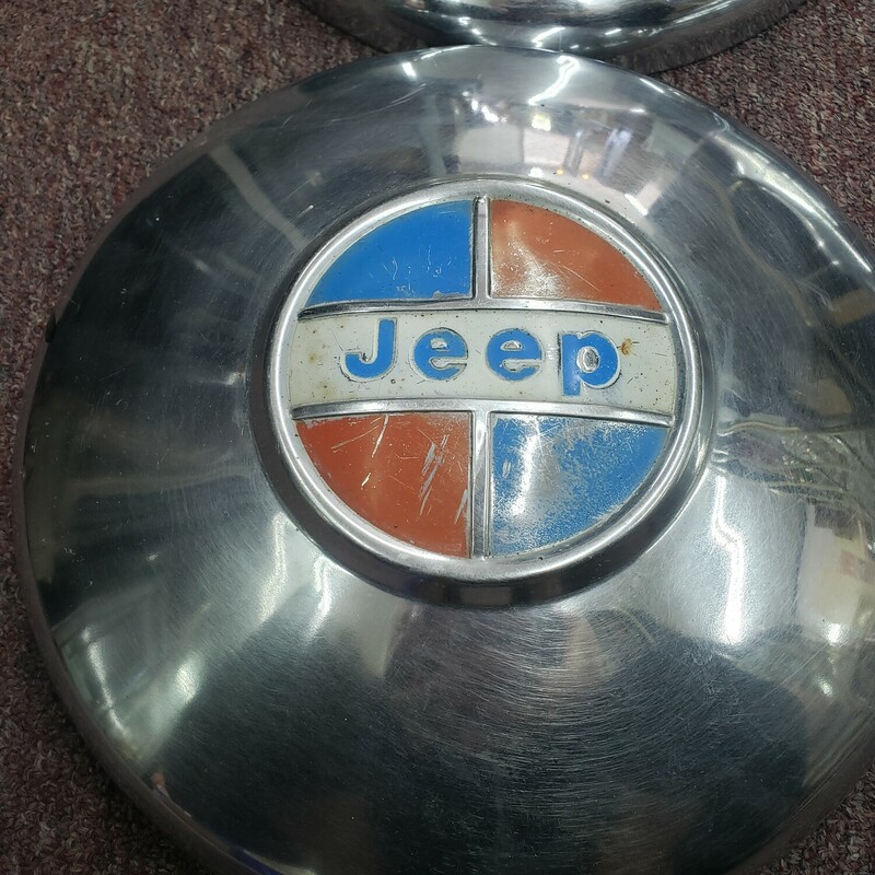 Vtg Jeep Hubcaps, Silver, Size: Set 4