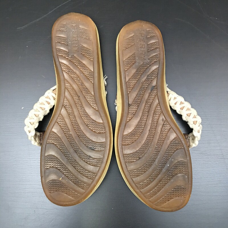 Sperry Topsider, Beige, Size: 8<br />
Sperry top sider  macrame and leather thong flip flop<br />
<br />
11.5 oz