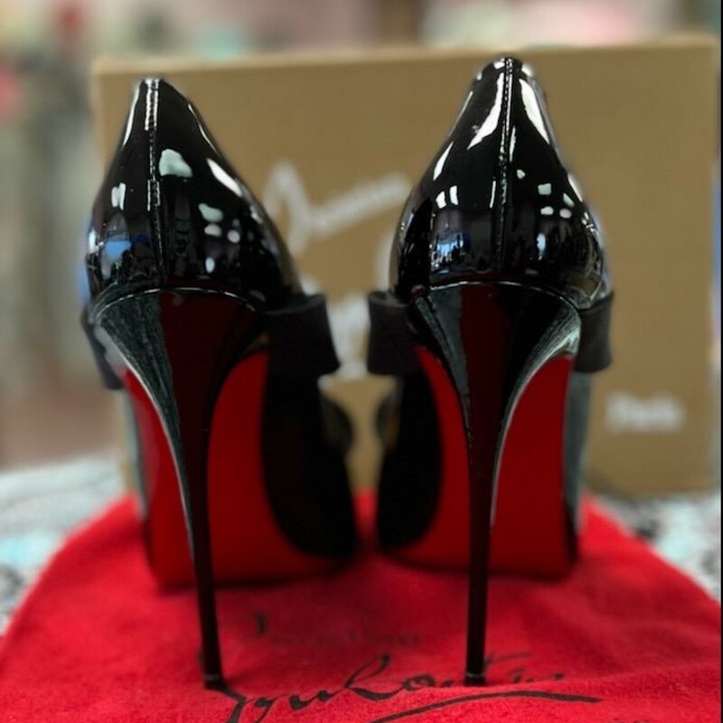 Christian Louboutin Sharpstagram 120 Patent<br />
\"Christian Louboutin's 'Sharpstagram 120' pumps are a sleek addition to any wardrobe. Skillfully crafted in Italy from lustrous patent-leather, this classic point-toe pair has elasticated crisscross straps that comfortably frame and support your foot. Wear them day or night with everything from tailoring to denim.\"<br />
Size: 38 1/2<br />
Comes with box and duster bag<br />
4\" stiletto heel.<br />
Pointed toe.<br />
Crisscross elastic straps.<br />
Leather lining and footbed.<br />
Signature red leather sole.<br />
\"Sharpstagram\" is made in Italy.<br />
Original Retail Price $895.00<br />
This heels are in great condition.  Consignor indicated she wore them once.  She did get clear protectors for the soles, very little toe wear - with some light paint wear(most common wear on red bottom shoes). Upper material is in mint condition.<br />
Australian actress and theatre producer Cate Blanchett was spotted wearing the 'Sharpstagram' in black patent leather at the industry screening of Sony Pictures Classics' \"Truth\".