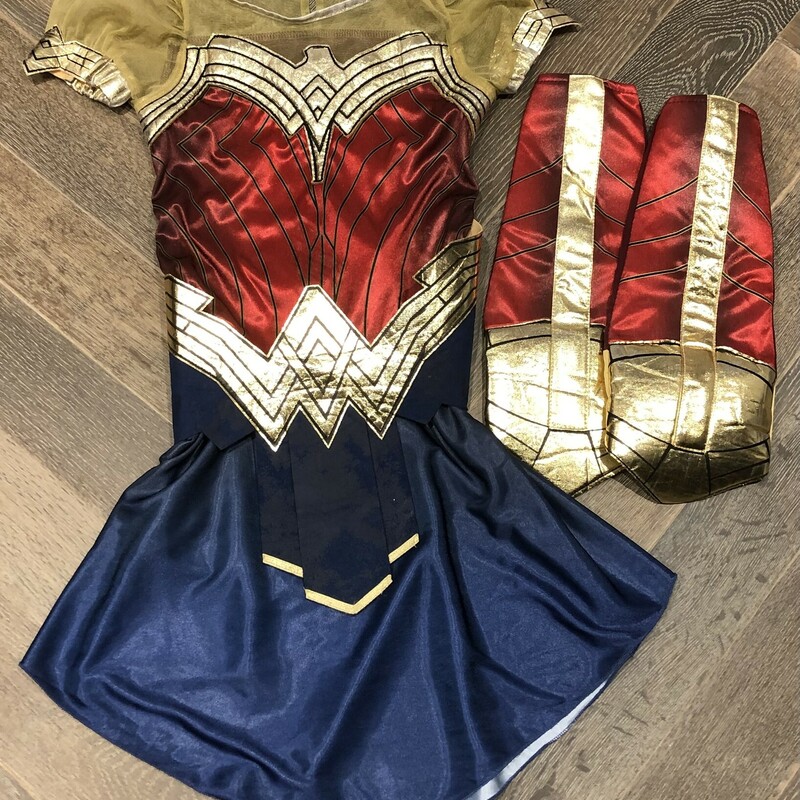 Wonder Woman Costumes, Multi, Size: 8-10Y
4pc Used AS IS