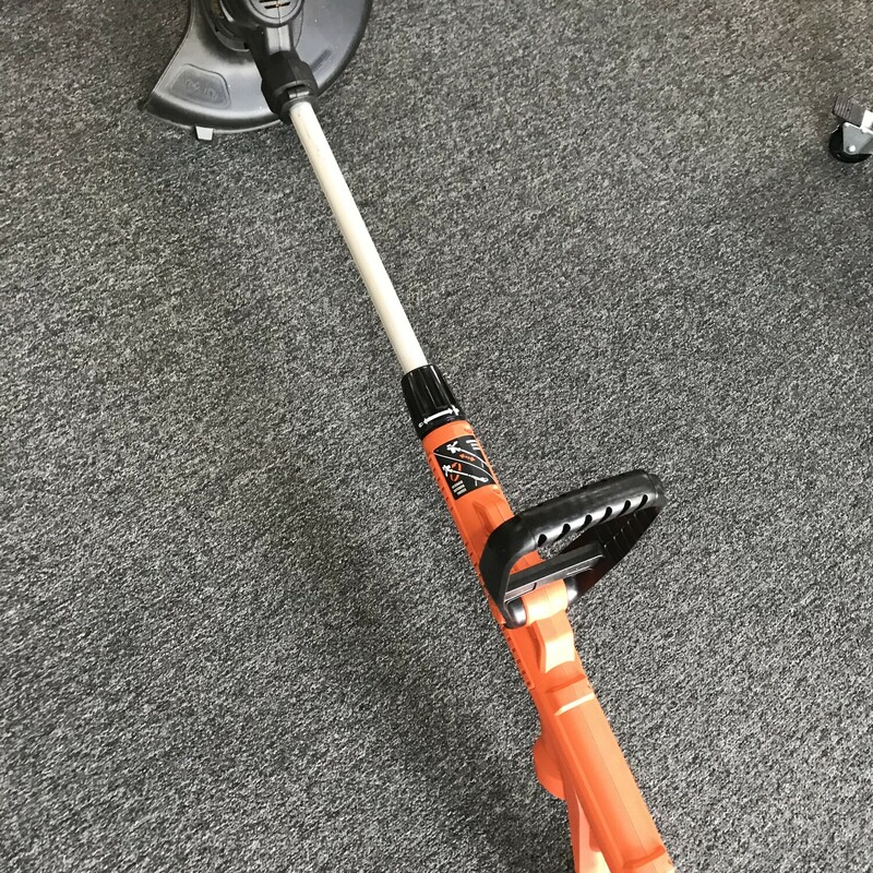 String Trimmer, Black and Decker
Electric